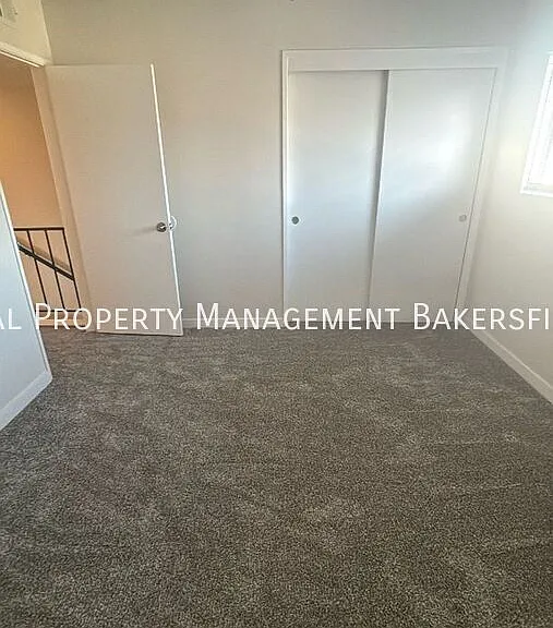 2425 Olive St #2425 — Photo 7