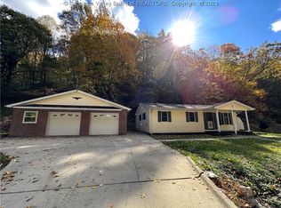 4239 Rich Fork Rd, Charleston, WV 25312