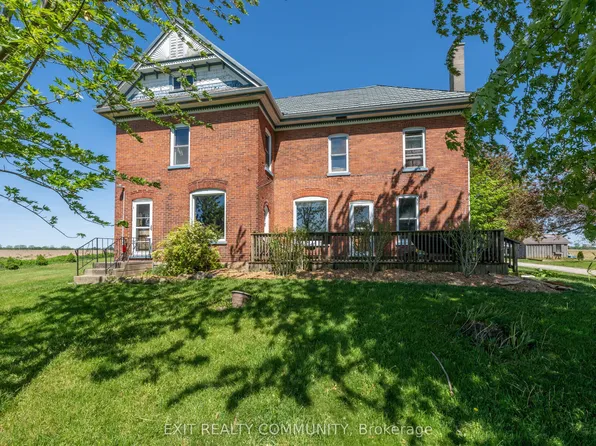 7053 Aughrim Line, Dawn Euphemia, ON N0P 1C0