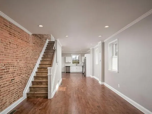 27 S Highland Ave, Baltimore, MD 21224