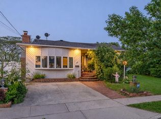49 Ann Drive E, Freeport, NY