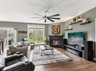 4644 Pierceville Rd, Cottage Grove, WI 53527