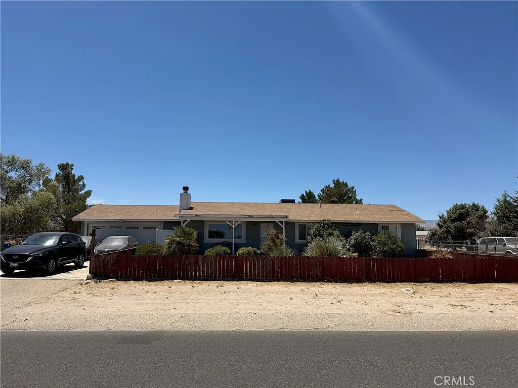 4 bed, 1300 sqft, $2,900 — Photo 1