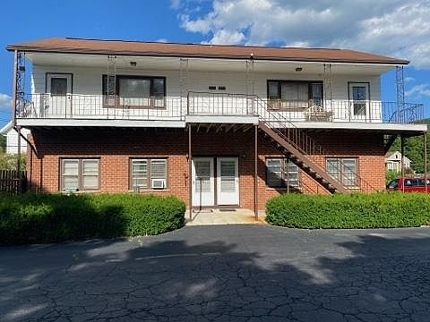 Front of building - apt3 (bottom right)