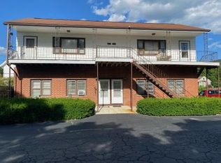 69 Old Glenham Rd #3, Beacon, NY 12508