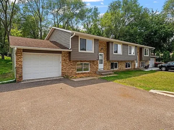 7059 15th St N #2, Saint Paul, MN 55128