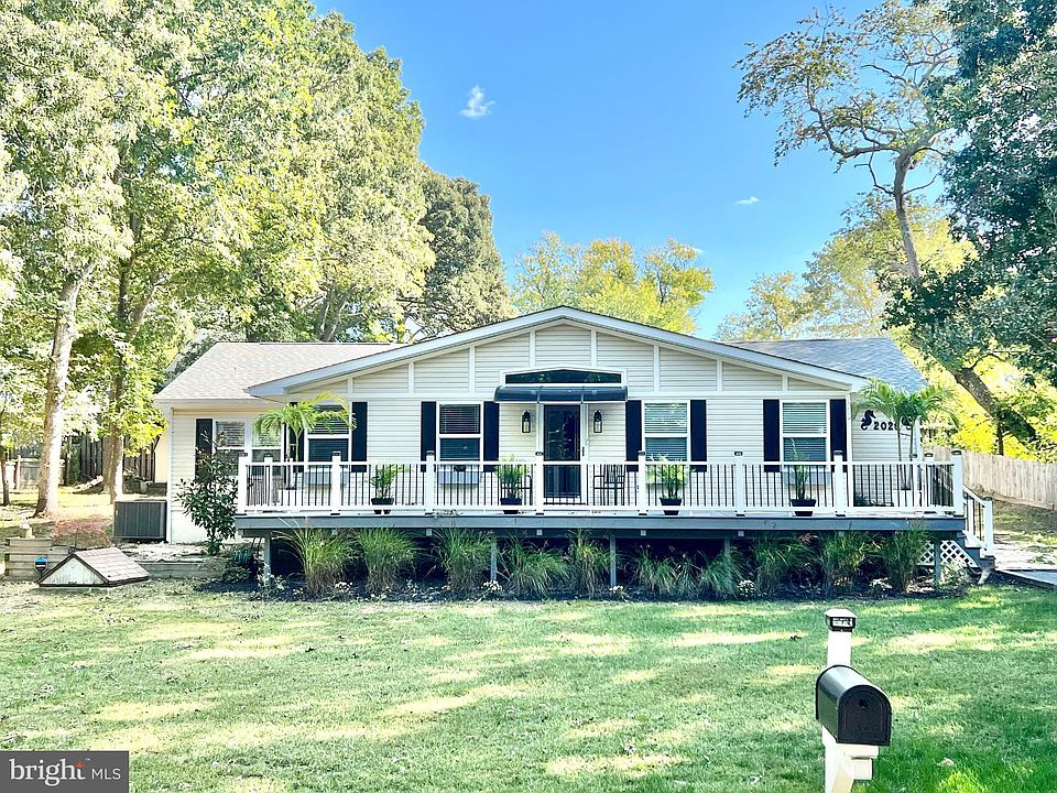 1st image of 2026 Ramblewood Dr N
