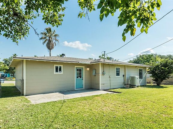 5th image of 105 Tarpon Ave