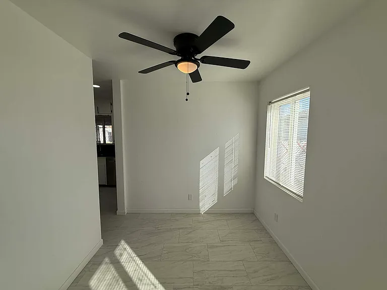 333 E Linden St — Photo 8