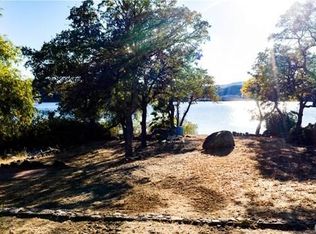 18703 N Shore Dr, Hidden Valley Lake, CA 95467