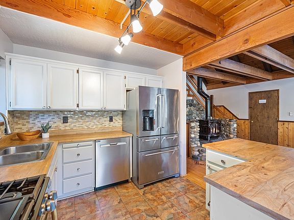 5th image of 51198 Tamarack Cres