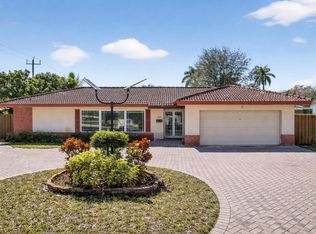 7000 Plantation Rd, Plantation, FL 33317