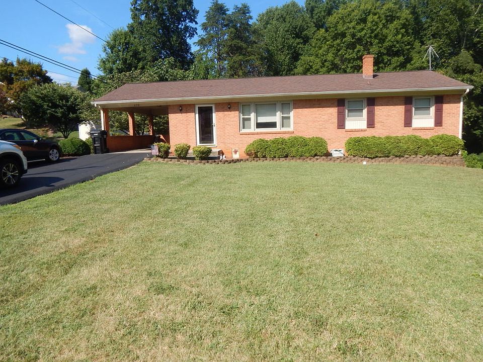 1st image of 628 Landfair Dr