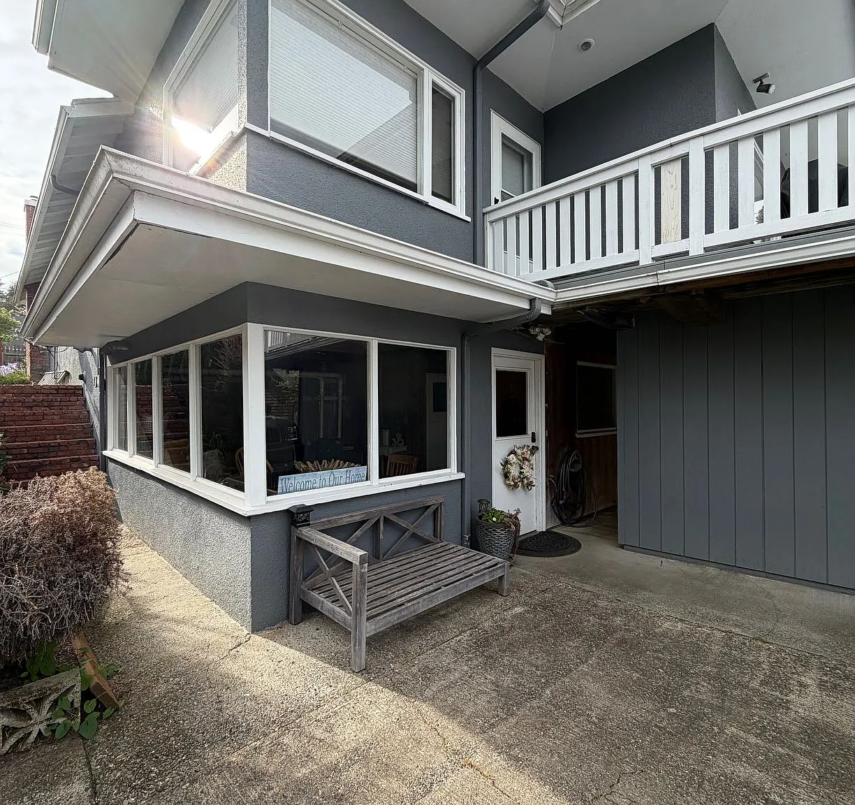 2 bed, 1995 sqft, $2,200 — Photo 2
