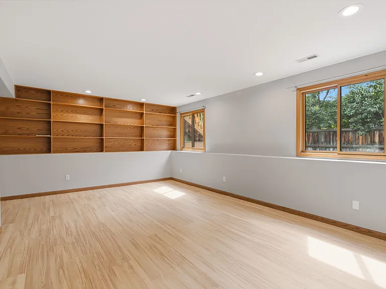 1515 Brandt Ct — Photo 43