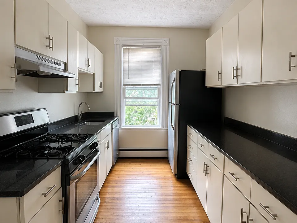 117 Hampshire St #2-B