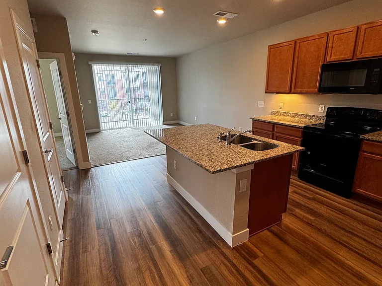 14341 E Tennessee Ave #205 — Photo 4