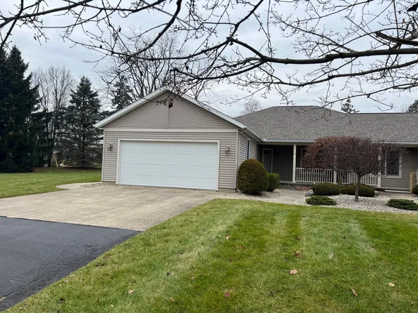 13 Oakwood Dr, Coldwater, MI 49036