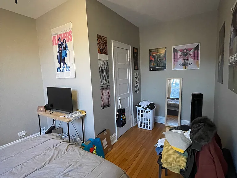 1450 W Chicago Ave #2 — Photo 8