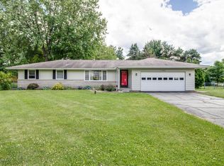 11062 B Dr N, Ceresco, MI 49033