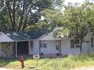 748 E Madison St, Buffalo, MO 65622
