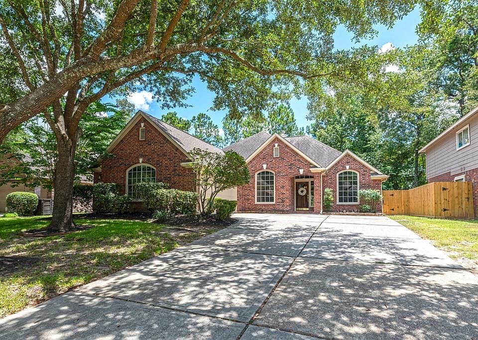 1st image of 31106 Deerwood Park Ln