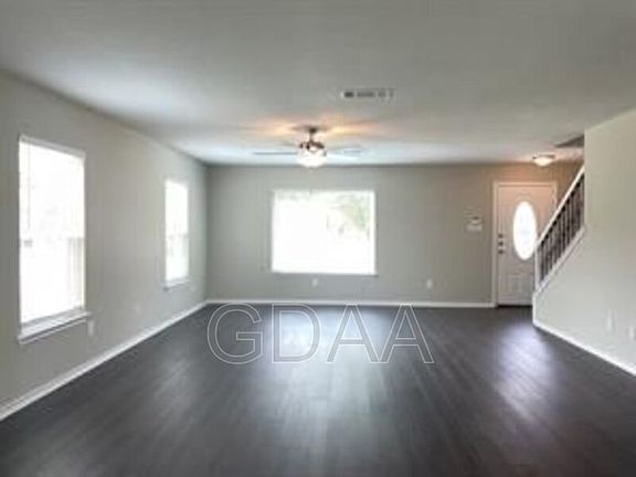 5th image of 212 Covala Dr