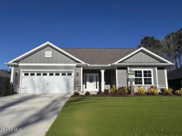 114 Firethorn Circle, Wallace, NC 28466