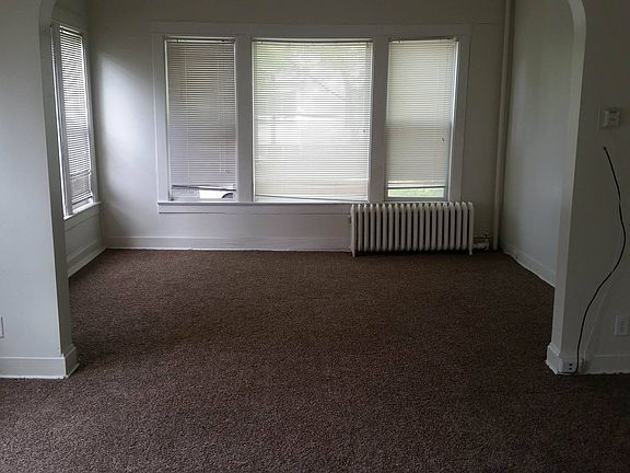 4th image of 22 Hunter Ave APT 1S