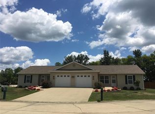 1310 Villa Verde Ct, Greenville, IL 62246
