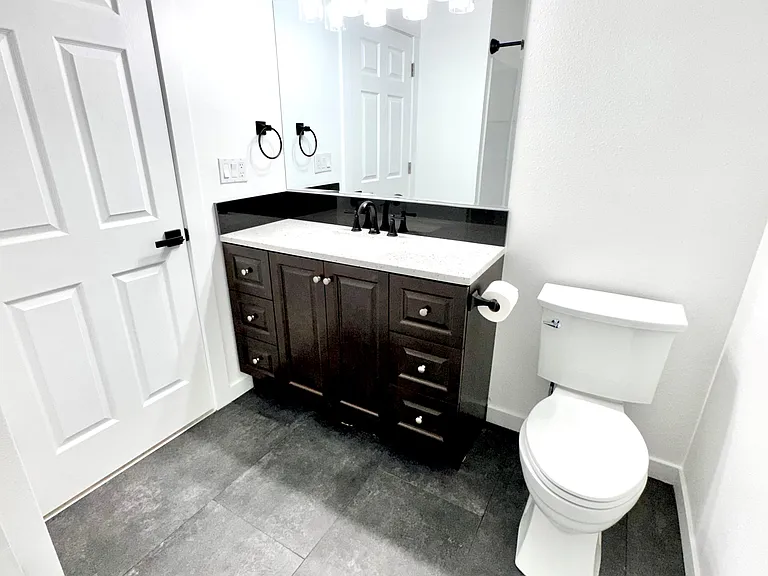 385 W Bering Ave — Photo 5