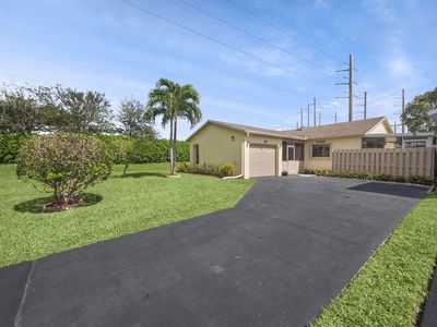 5786 Mirror Lakes Boulevard, Boynton Beach, FL, 33472