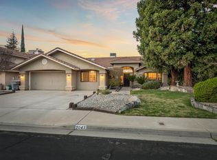 2043 Escalon Ave, Clovis, CA 93611