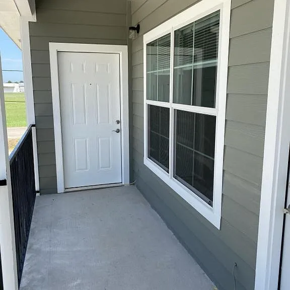 4245 Meyers Ln — Photo 8