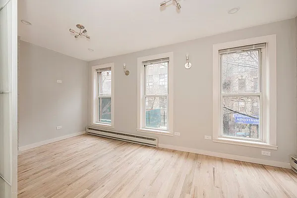 Rented by Aventana | media 21