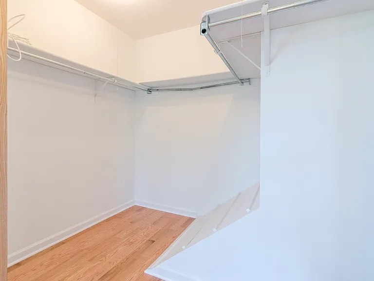 711 Sunfish Pt — Photo 14