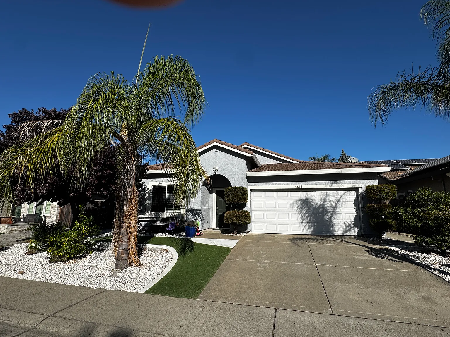4 bed, 1775 sqft, $3,295 — Photo 1