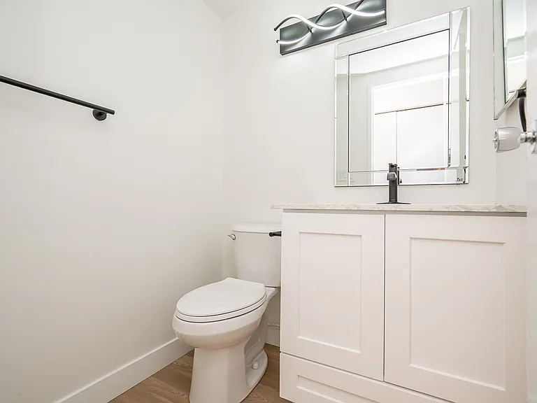 7631 Steveston Hwy #208 — Photo 6