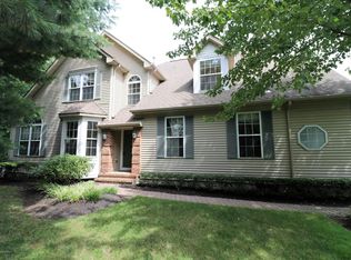 5 Courtyard Ln, Brielle, NJ 08730