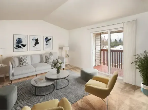 THE VILLAGE AT ELLIOT SQUARE, 3661 River Rd N #3647-304, Salem, OR 97303