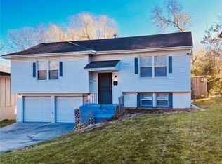 5415 S Benton Ave, Kansas City, MO 64130
