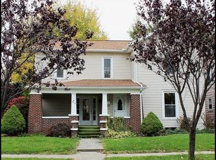 303 N Vine St, Fostoria, OH 44830