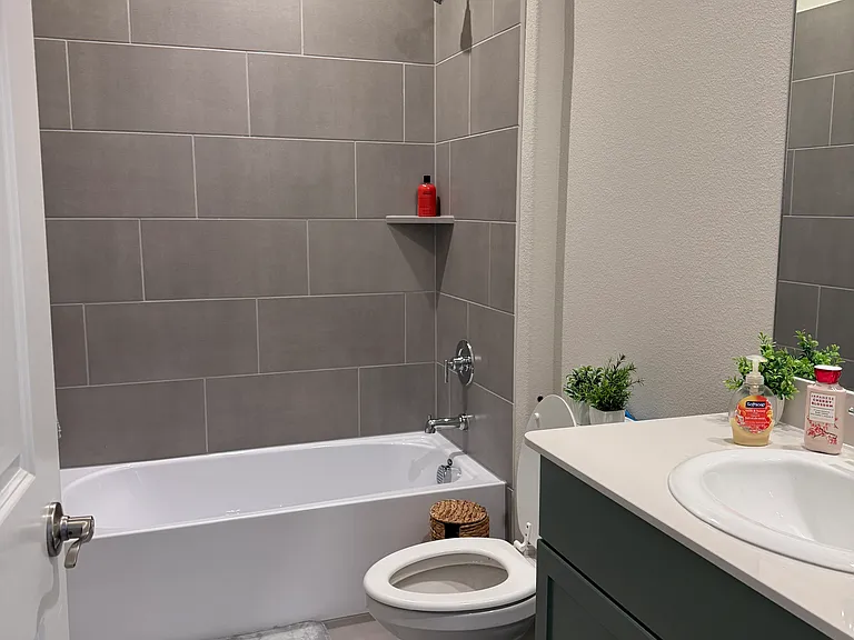 705 Buffalo Dr — Photo 11