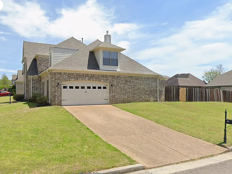 15 Birch Springs Dr — Photo 2