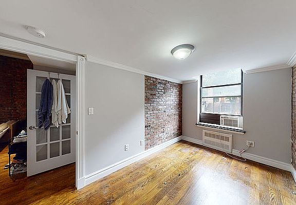 3rd image of 234 W 14th St APT 1B