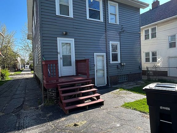 2nd image of 11520-11522 Headley Ave #11520