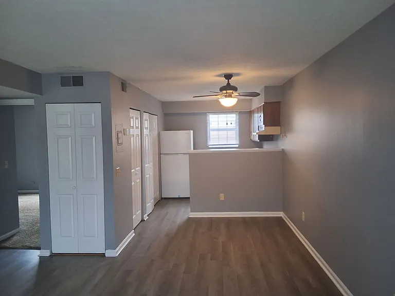 340 Shelby Ave — Photo 2