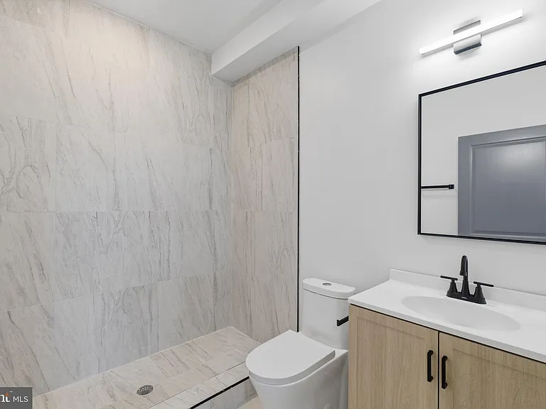 2123 N 9th St #2 — Photo 9