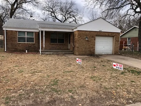 309 E Spencer Dr, Haysville, KS 67060