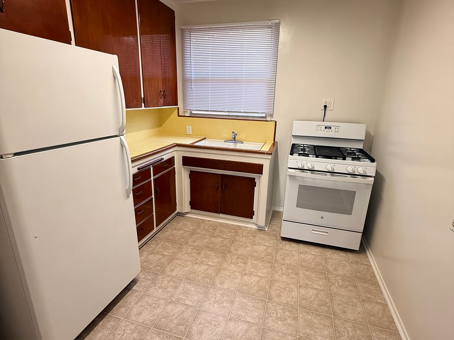 1 bed, $1,625 — Photo 3